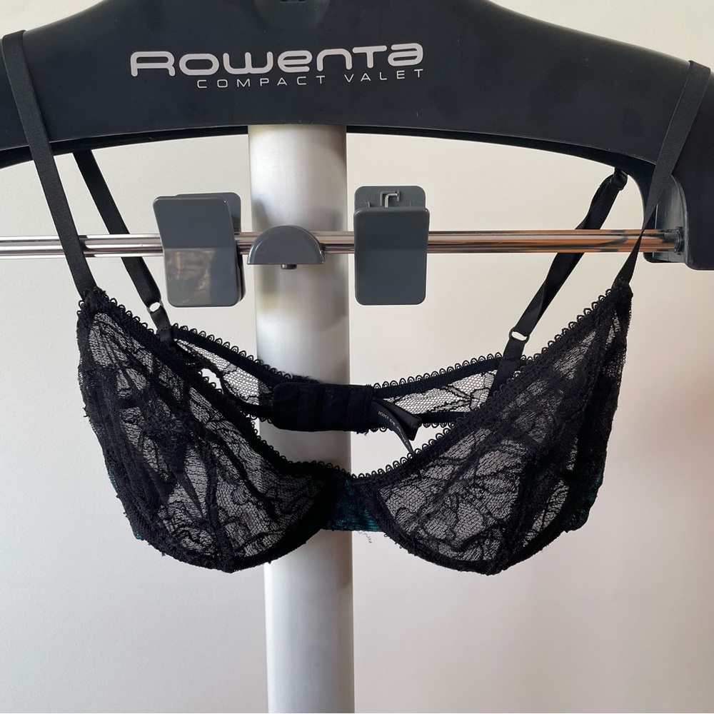 Kiki De Montparnasse lace underwire bra with teal silk at sides